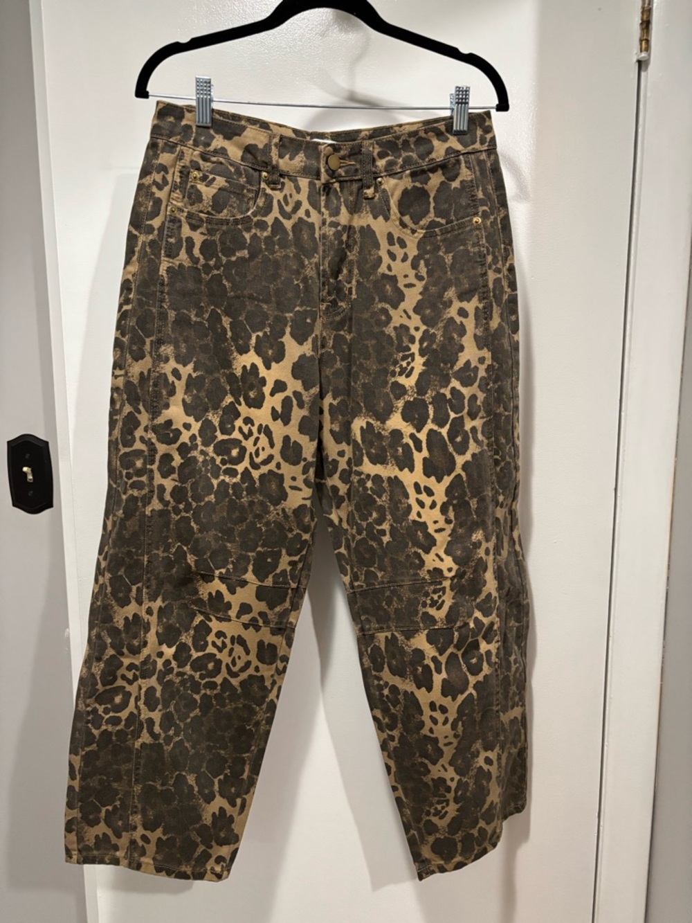 12th Tribe  Muse Leopard Barrel Jeans Size 29